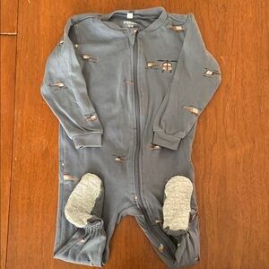 🍊5/$25 Pekkle Gray Cozy Footies One Piece size 12m